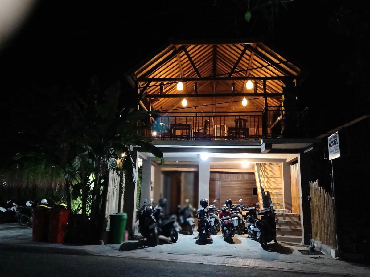 Toyapakeh Happy Penida Hostel المظهر الخارجي الصورة